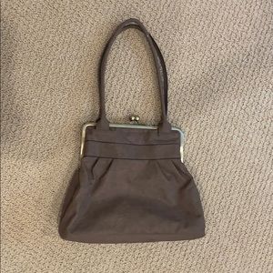 Bueno medium sized purse